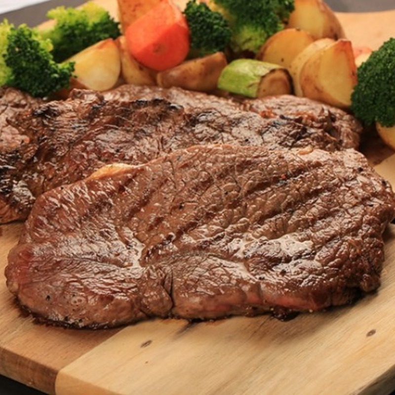 ستيك لحم مشوي